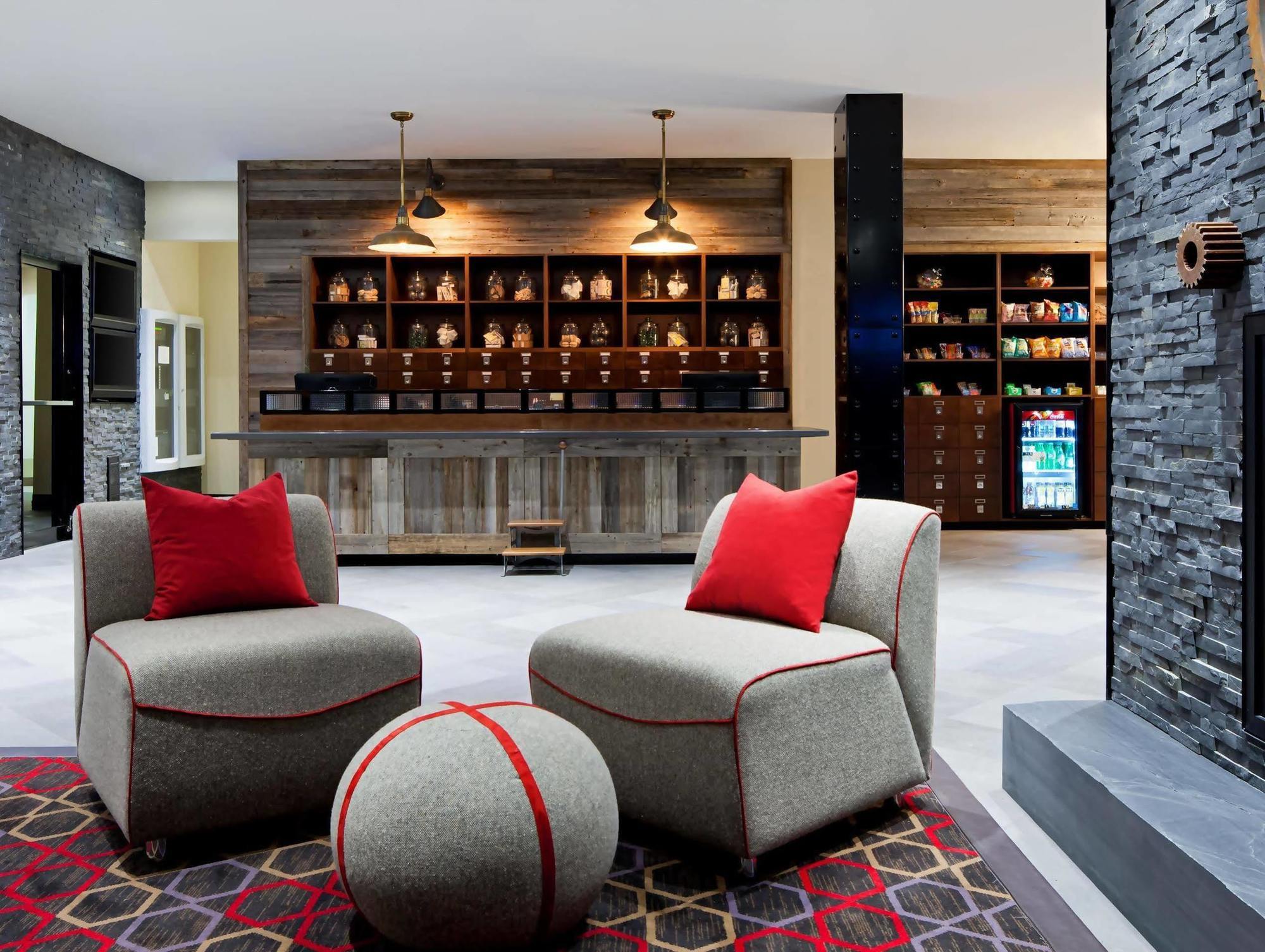 Four Points By Sheraton Edmundston Hotel & Conference Center Exterior foto
