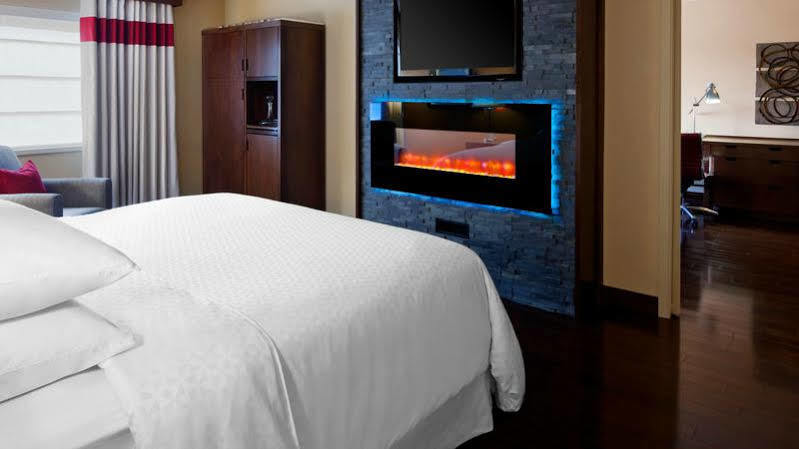 Four Points By Sheraton Edmundston Hotel & Conference Center Exterior foto